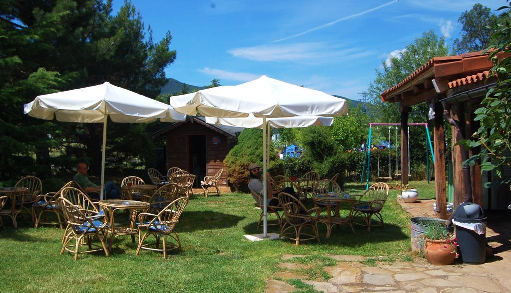 Camping Aín Jaca Ngoại thất bức ảnh