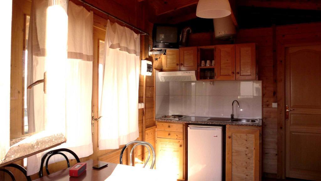 Camping Aín Jaca Phòng bức ảnh