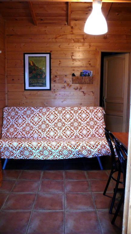 Camping Aín Jaca Phòng bức ảnh